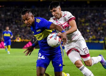 Boca no pudo abandonar su mala racha como local y empató con Lanús