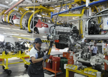 PARA DUPLICAR LAS EXPORTACIONES HAY QUE IMPORTAR US$10.000 MILLONES MÁS