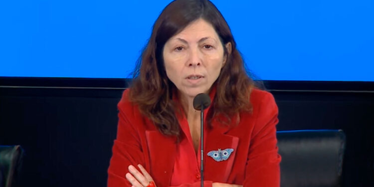 Batakis se reúne con un grupo de gobernadores