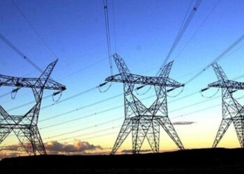 Entraron en vigencia las nuevas tarifas para grandes usuarios de Edenor y Edesur