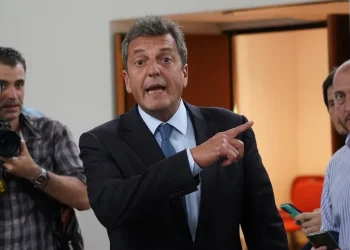 Crudo diagnóstico sobre la recompra de deuda: se pierden US$ 1.000 millones cuando faltan dólares