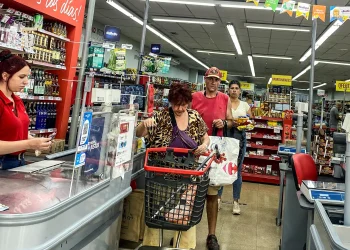 Canasta básica: una familia necesita 191.228 pesos para no ser pobre, un 8% más que hace un mes