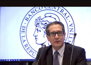 El Banco Central busca que las provincias paguen deudas con sus propios dólares: cuáles son las más comprometidas