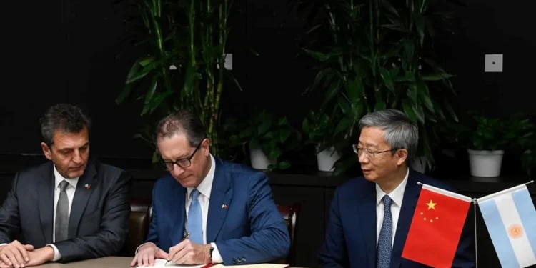 El Banco Central habilitó el yuan-MEP como alternativa a la compra de dólares en la Bolsa