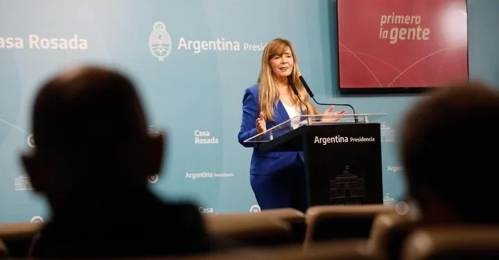 A pesar de las quejas de los usuarios, el Gobierno negó que haya “aumentos del 400% en ninguna tarifa”