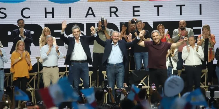 Juan Schiaretti cerró su campaña cruzando a Bullrich y Massa pero sin olvidar a Milei