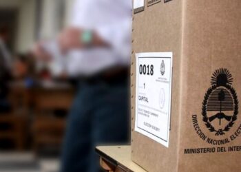 Elecciones 2023: ¿pueden los extranjeros votar y ser autoridad de mesa?