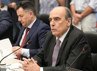 Fuerte cruce entre Santiago Cafiero y Espert durante la exposición en Diputados