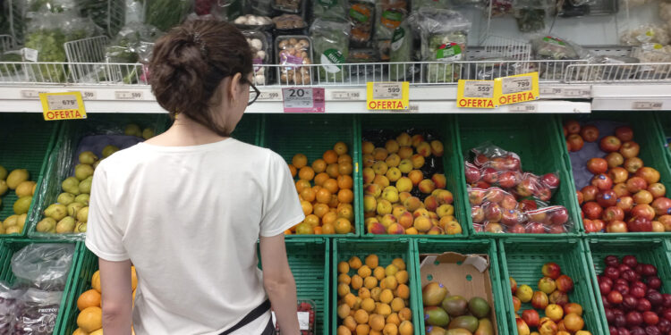 Canasta básica: una familia necesitó más de $ 773.385 en marzo para no ser pobre