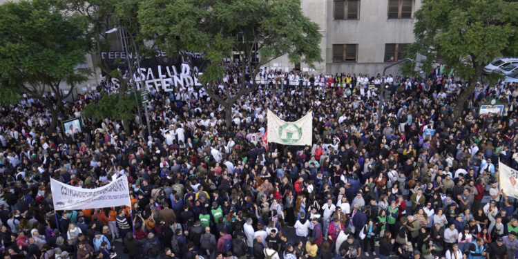 Jubilaciones docentes: suben en junio 40,62% por 3 meses