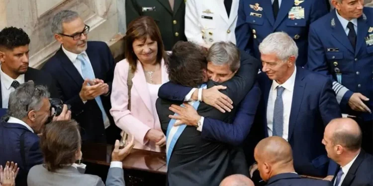 Luis Caputo celebró que la inflación cayó al 4,2% en mayo: “Se profundizó la desaceleración en curso”