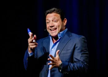 Jordan Belfort, el verdadero Lobo de Wall Street, elogió a Javier Milei: “Estados Unidos debería aprender de él”