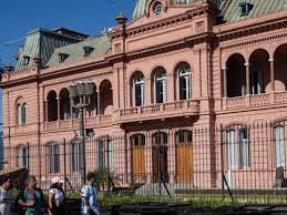 Alerta en Casa Rosada: Semana clave por cierres y súper poderes.