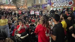 Estudiantes de la UBA tomaron la facultad de Filosofía y Letras en rechazo al veto de Milei