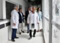 Jorge Macri destaca remodelaciones en el Hospital Fernández mientras se investiga a Manuel Adorni