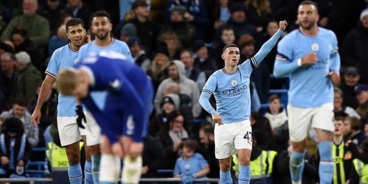 El Manchester City arrolla al Chelsea y presiona al Arsenal en la Premier League