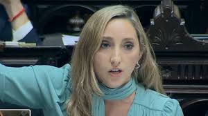 La diputada Julia Strada critica a Menem y a los hermanos Neuss por el tema de subsidios