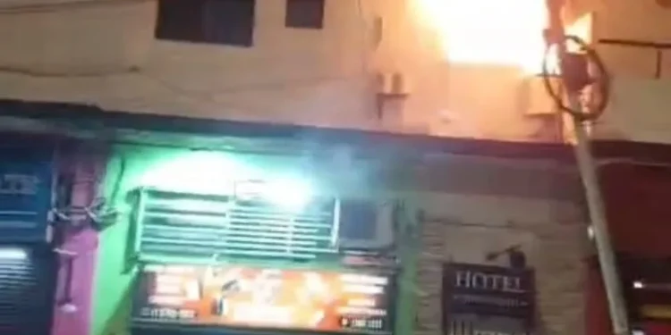 Incendio en un hotel de Constitución: evacuaciones y asistencia médica