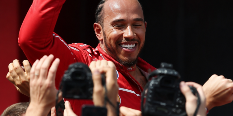 El renacer de Lewis Hamilton en Ferrari: de la desesperanza a la victoria en Barcelona y la lucha por el título de Fórmula 1