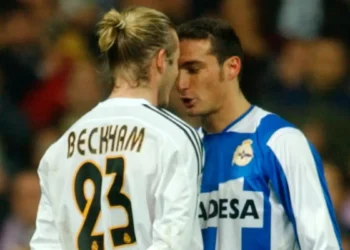 El incidente entre Scaloni y Beckham en un Real Madrid-Deportivo La Coruña