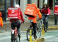 Estudio revela un aumento en el endeudamiento de repartidores y comercios asociados a apps de delivery