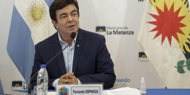 Reabren la investigación contra Fernando Espinoza por presunto abuso sexual