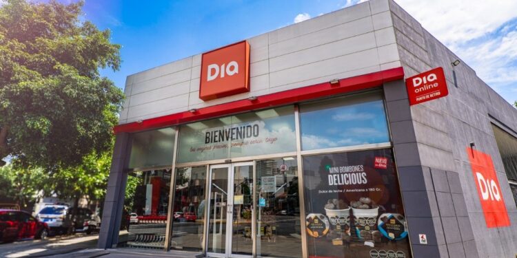 Dia inicia búsqueda de socio o comprador para su operación en Argentina