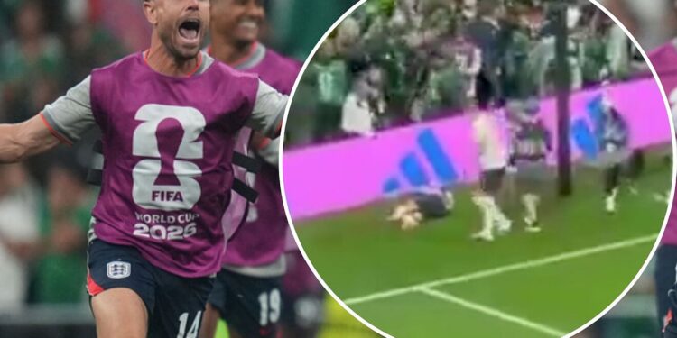 La sorprendente caída de Jordan Henderson: festejó la clasificación de Inglaterra y fue retirado en camilla del Azteca