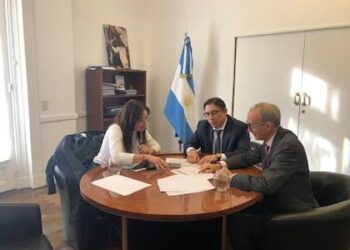 El Gobierno cuestionó el paro universitario y afirmó que la negociación salarial continúa abierta