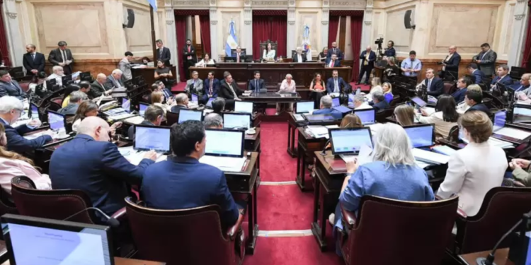 Inocencia fiscal: la inclusión de funcionarios y exfuncionarios en Ganancias simplificadas traba la nueva ley