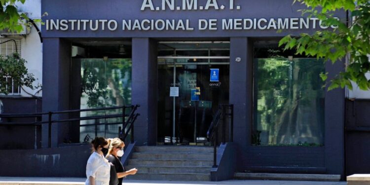 ANMAT suspendió preventivamente la habilitación de una droguería de Córdoba