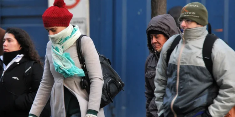 Se emite alerta amarilla por frío extremo en Buenos Aires, Santa Cruz y Entre Ríos para este lunes