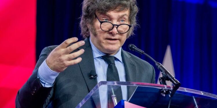 Milei reconoció un aumento de la pobreza pero defendió el rumbo económico del Gobierno