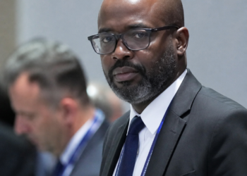 La FIFA destituye a Kevin Lamour tras sus críticas a Infantino