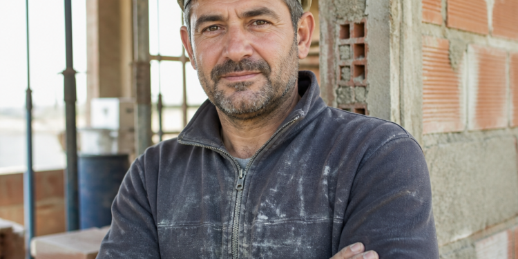 Santiago Carpintero, albañil: “El 95% de las personas que aprenden esta profesión tienen empleo y estabilidad laboral”