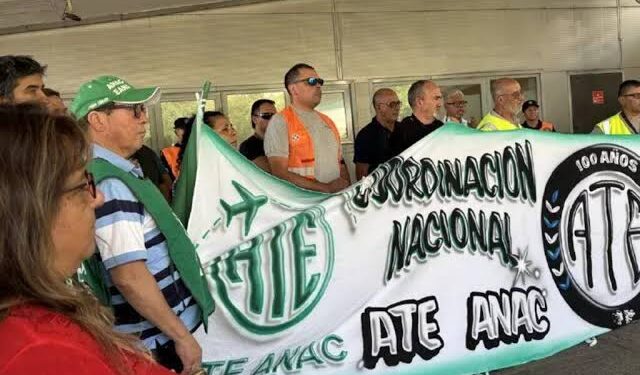 Trabajadores de ATE/ANAC realizarán asambleas y protestas en Aeroparque y Ezeiza
