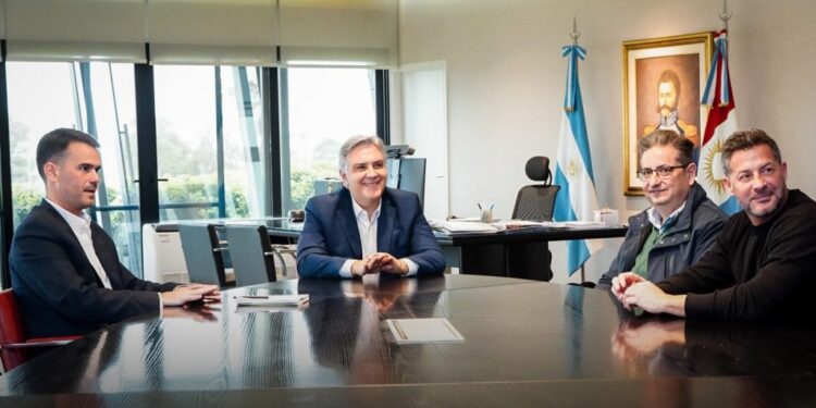Llaryora recibió al intendente electo de Marcos Juárez y acordaron una agenda de trabajo conjunta