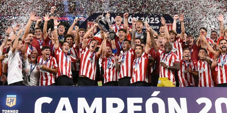 Estudiantes de La Plata se enfrenta a Corinthians: horarios, TV y formaciones del partido de cuartos de final de la Copa Libertadores