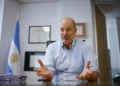 Sturzenegger cuestionó los acuerdos salariales de la construcción y apuntó contra el costo del sector