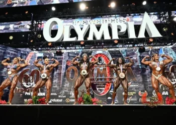 Una fisicoculturista rumana se adjudica el Alina Popa Classic Pro 2026 y se clasifica para Ms. Olympia