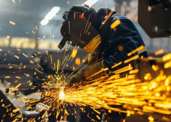 La actividad metalúrgica cayó 6,1% en agosto y la capacidad instalada quedó por debajo del 40%