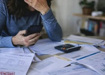La morosidad crediticia empieza a desacelerarse, pero seguirá elevada durante un período prolongado