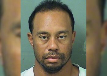 Tiger Woods acepta culpabilidad por un accidente automovilístico bajo el efecto de sustancias