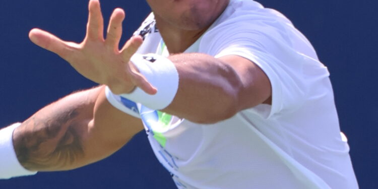 Francisco Comesaña se impone en su debut y siete argentinos avanzan en el Challenger de Buenos Aires