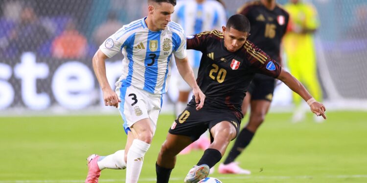 Argentina se enfrenta a Perú en las semifinales del Sub-19 en los Juegos Suramericanos