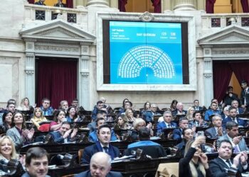 Diputados avanza con el debate sobre el endeudamiento y la oposición busca unificar su propuesta
