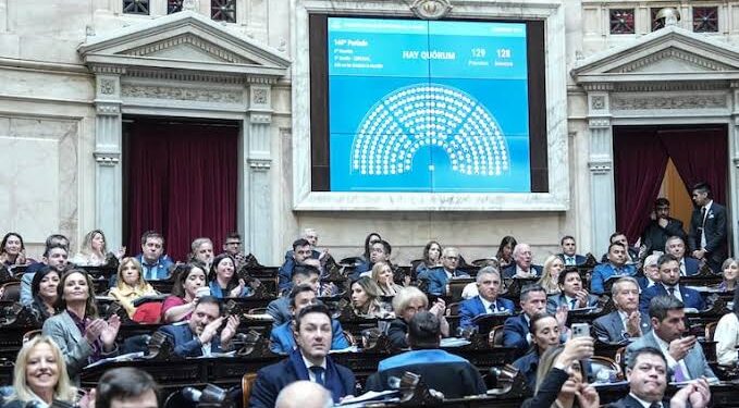 Diputados avanza con el debate sobre el endeudamiento y la oposición busca unificar su propuesta