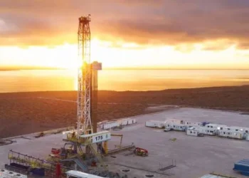 Vaca Muerta y petróleo convencional: las inversiones que se anunciaron desde París durante la Argentina Week
