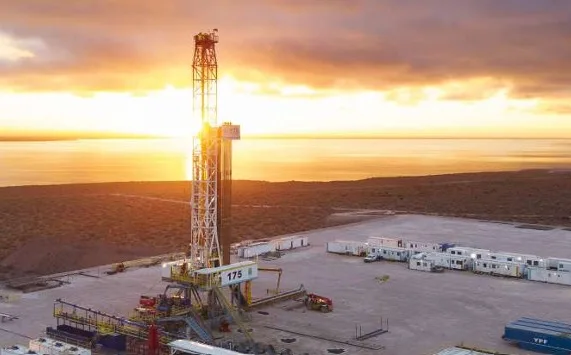 Vaca Muerta y petróleo convencional: las inversiones que se anunciaron desde París durante la Argentina Week