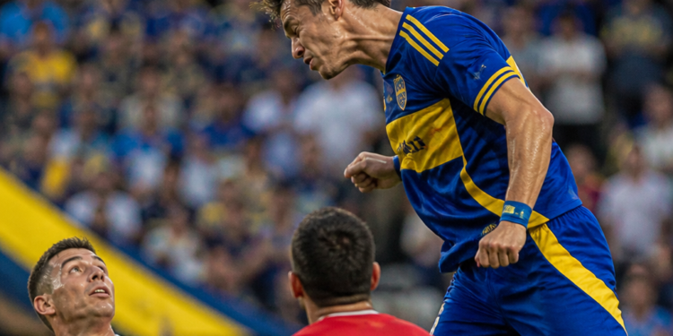 El cabezazo decisivo de Jagger Herrera y la victoria de Boca frente a Independiente